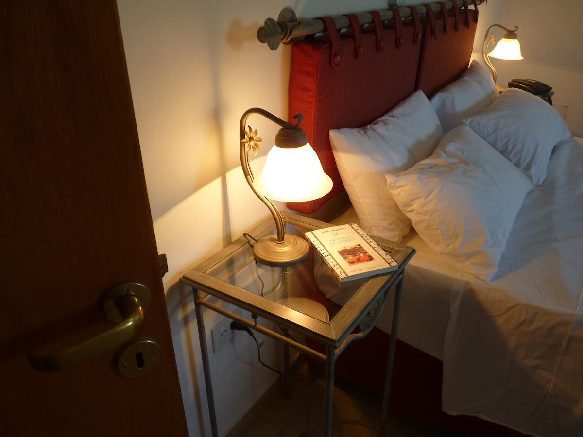 Hotel Quelu Leufu Río Colorado Rum bild
